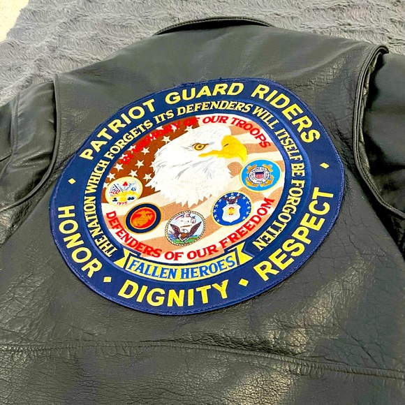 Interstate Leather motorcycle jacket - Picture 9 of 13